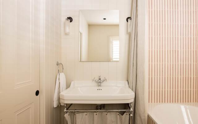 The Kensington House by Hok Living