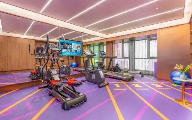 Orange Hotel (Linyi Calligraphy Plaza)