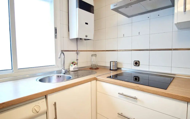 Nervion Paradise by Valcambre