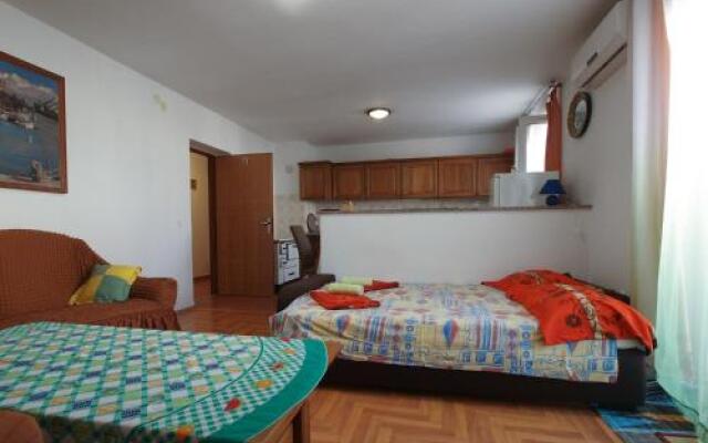 Apartments Mirko 647