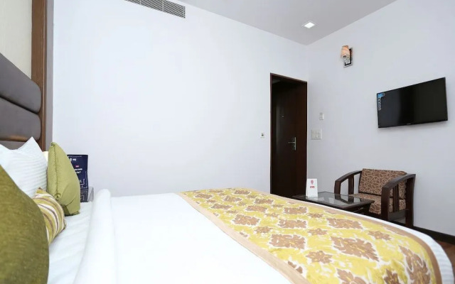 OYO 10591 Hotel Parktel