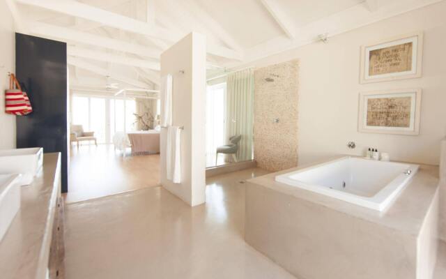 Sea Five Boutique Hotel