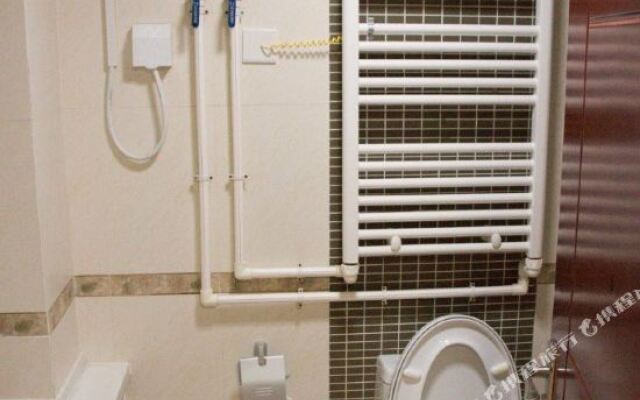 Sinolook Pillow Hotel (Weifang Taihua City Zhongxing Commercial Street)