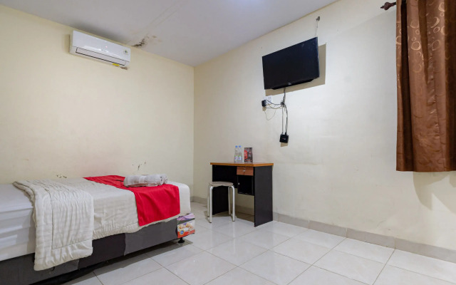 RedDoorz @ Medan Johor 2