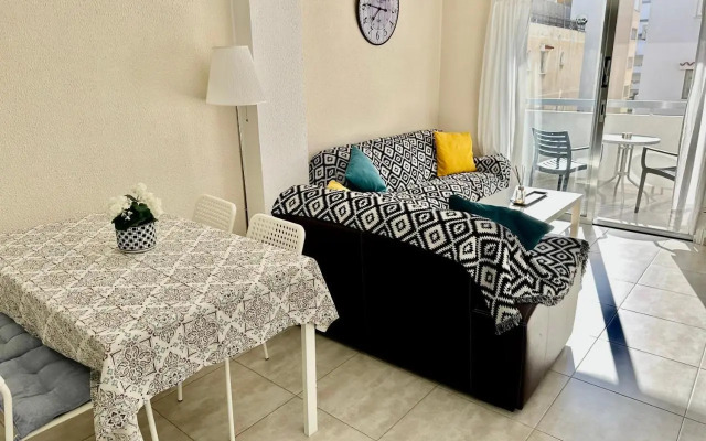 Tsimintia Apt 25