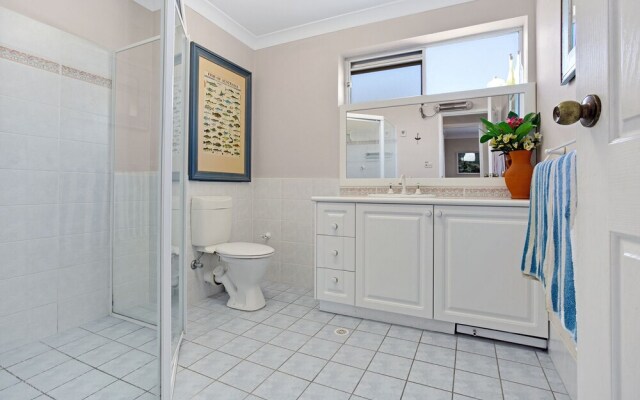 Laman Lodge, Unit 6, 15 Laman Street,