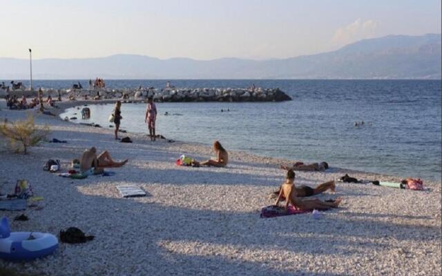 Apartment Senija - 150m from beach