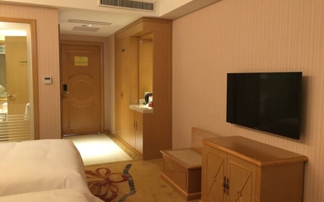 Vienna Hotel Shenzhen Honghu Branch