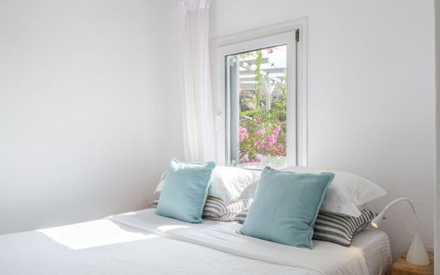 Baybees Sea View Residence