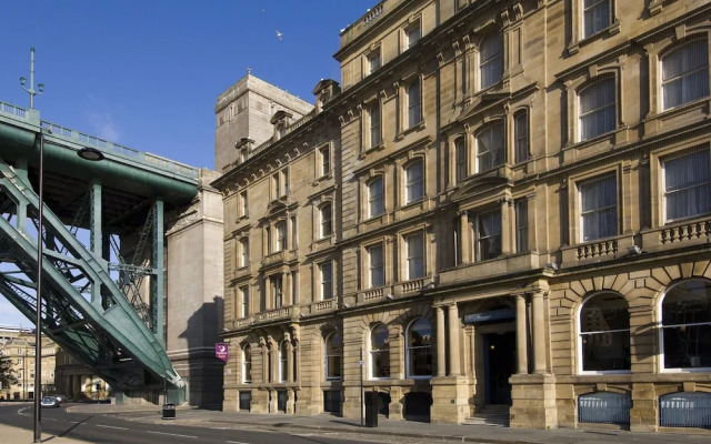 Premier Inn Newcastle City Centre - Quayside