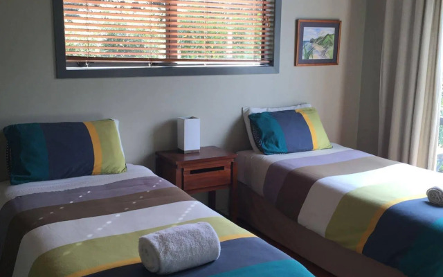 Piha Beachstay - Hostel