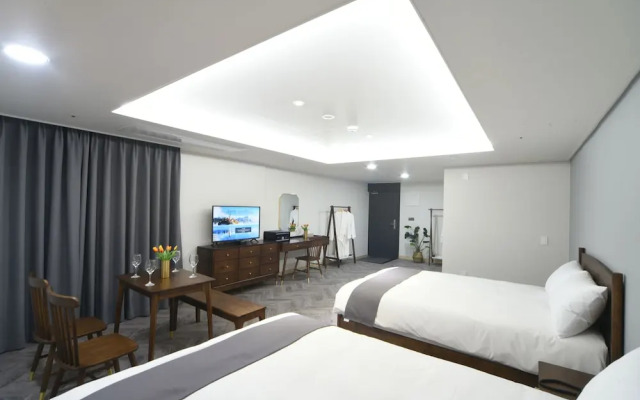 Haeundae Central Hotel