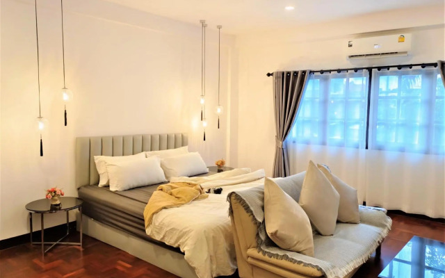 Serena Hostel Nimman9 Chiang Mai