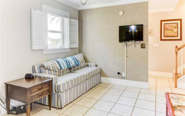 Chiquitas Sun - Four Bedroom Home