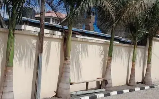 Twiga Whitehouse Villas