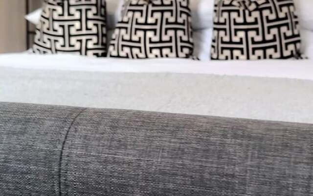 London Stylish 1 Bedroom Apartment With Garden