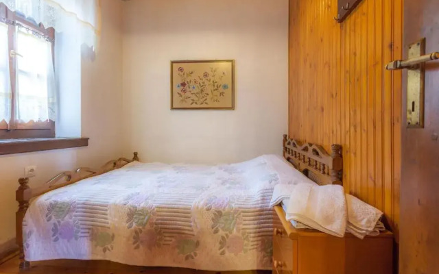 Nikoleri Studios & Apartments