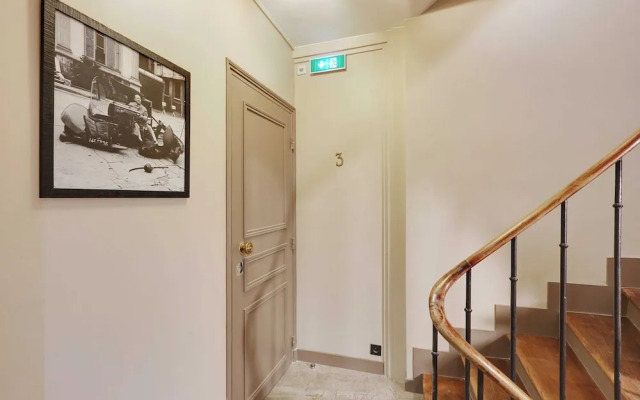 Modern Apartment With Balcony - 2br/6p- Roquette