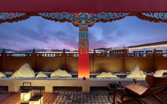 Doubletree By Hilton Shigatse