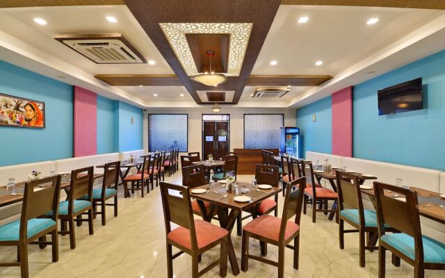 OYO 7011 Shri Nakshatra Excellency