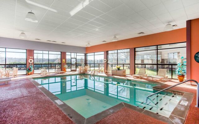 Comfort Inn Franklin Highway 96