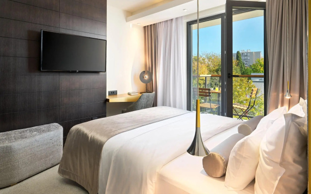 Time Boutique Hotel