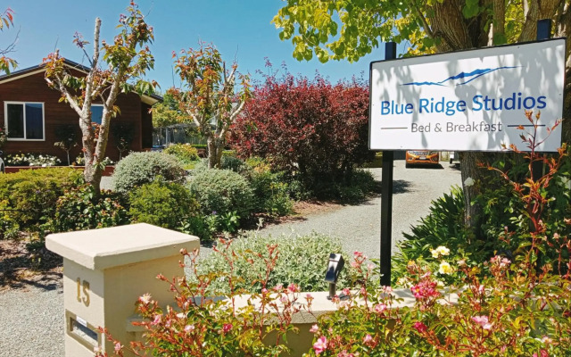 Blue Ridge Studios and Bed & Breakfast