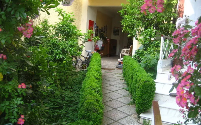 Nomads Meteora - Hostel