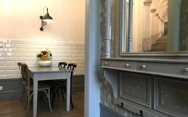 Standard Apartment by Hi5 - FehÃ©rahajÃ³