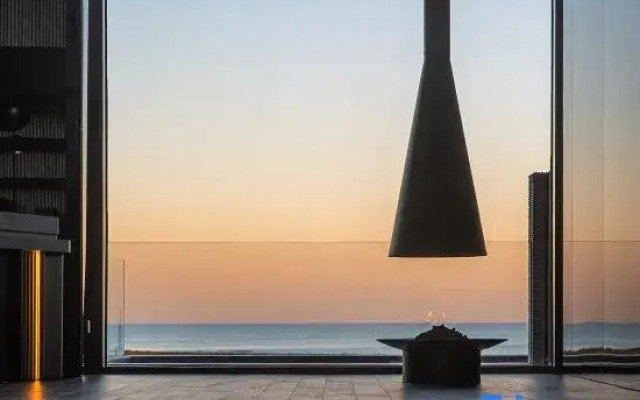 Yin Plus Hotel