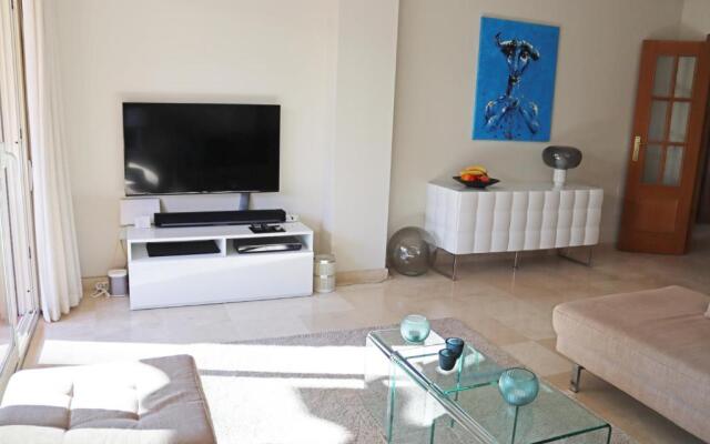 3beds apartment Las Dunas walk to the beach