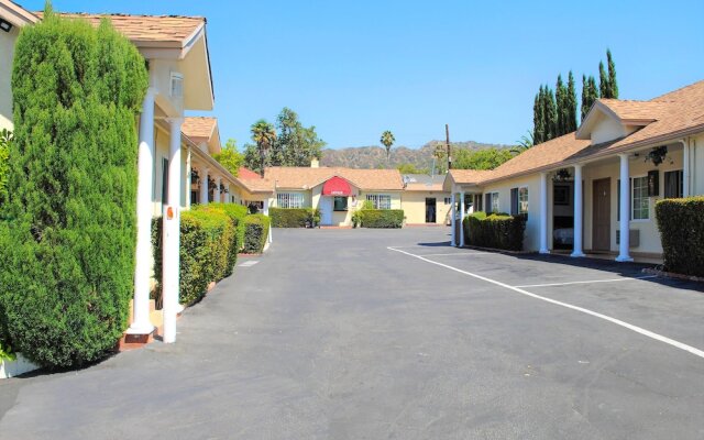 Rose Bowl Motel