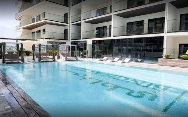 Luxury 3BR Designer Retreat with Parking