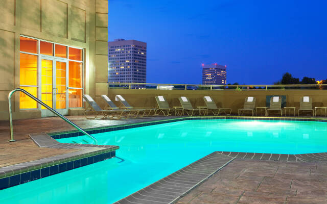 Sheraton Suites Galleria-Atlanta