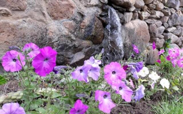 The Upcycled Hostel Ollantaytambo