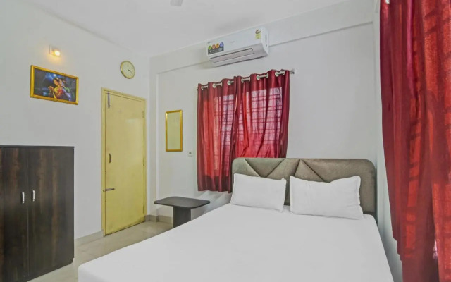 OYO Flagship 80584 Royal Residency
