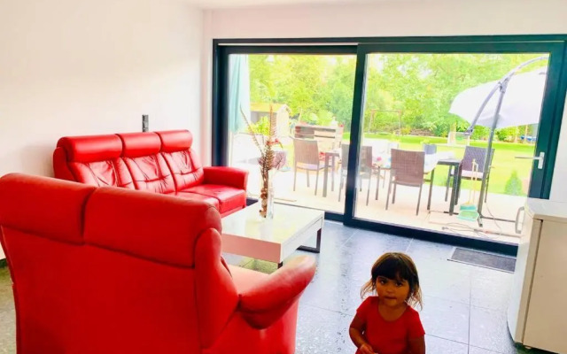 Wunderschöne Terrassenwohnung mit Blick ins Grüne!