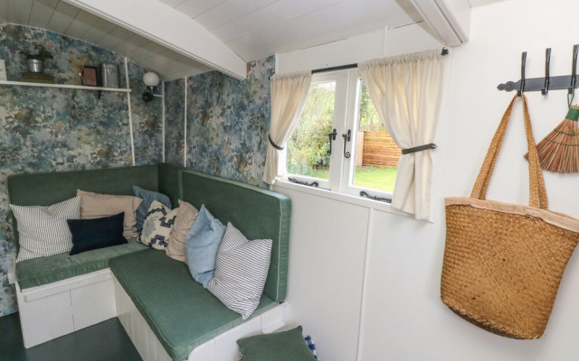 Hazel Nook