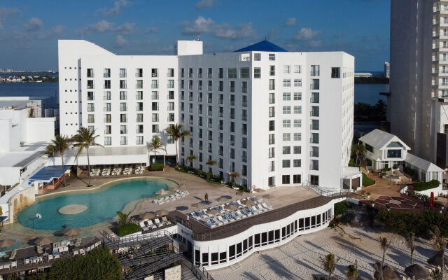 Sunset Royal Beach Resort - All Inclusive