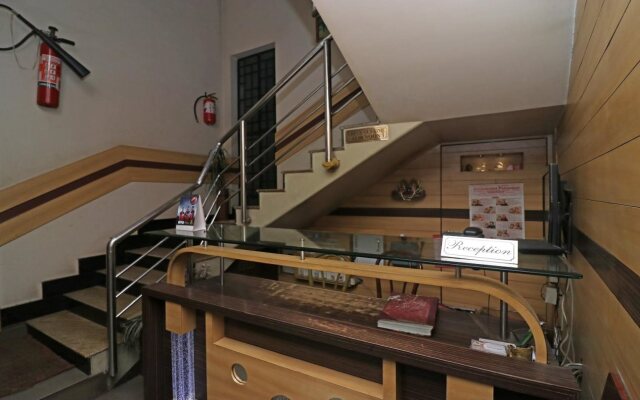 Hotel Niramoy Lodge By OYO Rooms