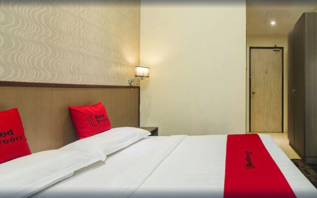 RedDoorz Plus near Lavender Street