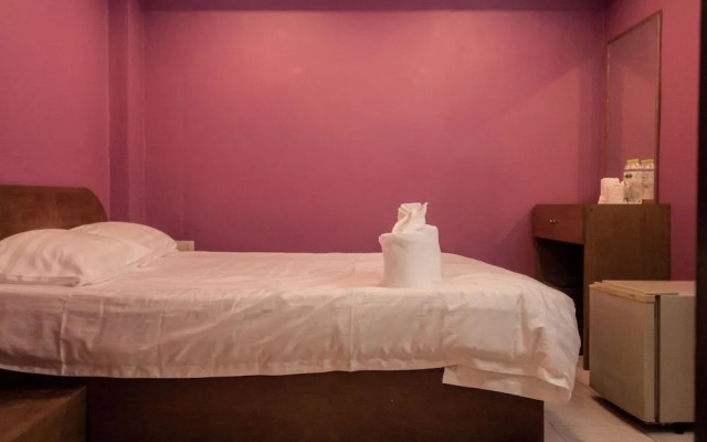Haveeli Guesthouse and Mujra