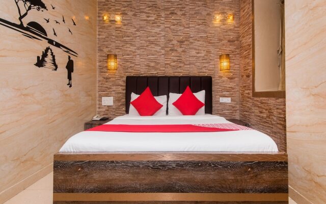 OYO 16119 Hotel Oliver
