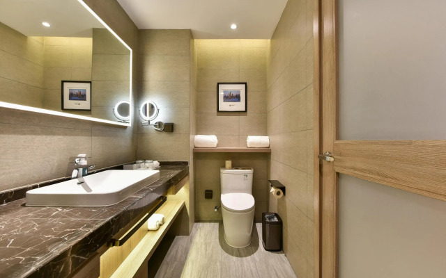 Atour Hotel Tianjin Binhai International Airport