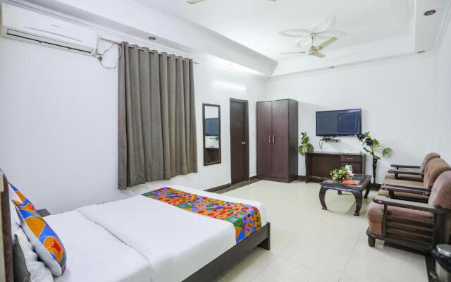 FabHotel F9 H Block Sector 51