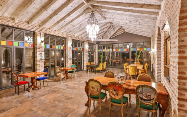 Cetmihan Hotel