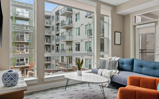 Denver | Family Perfect 2BD/2BA Riverfront Apartment