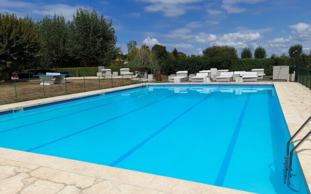 Paradise Chalets and Camping