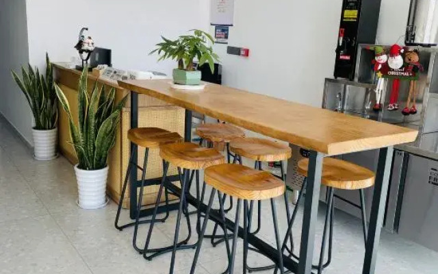 Yulin Xiaozhu Homestay (Shanghai Safari Park)