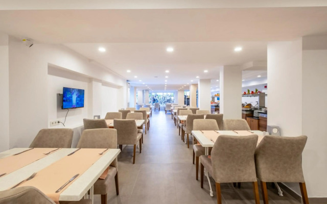 Viking Beach Hotel